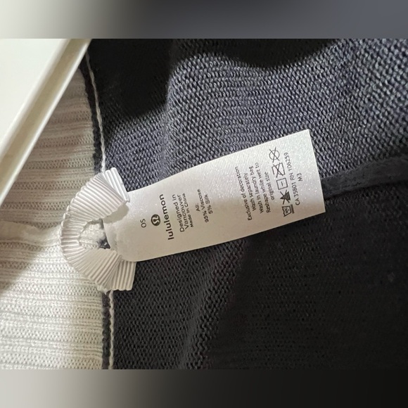 14. Lululemon Gray Color Block Hatha Wrap Sweater - Picture 11 of 16